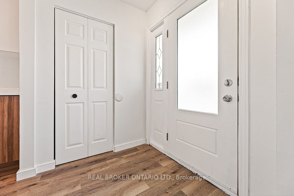 56 Bernick Drive, Barrie, ON L4M 2V5
