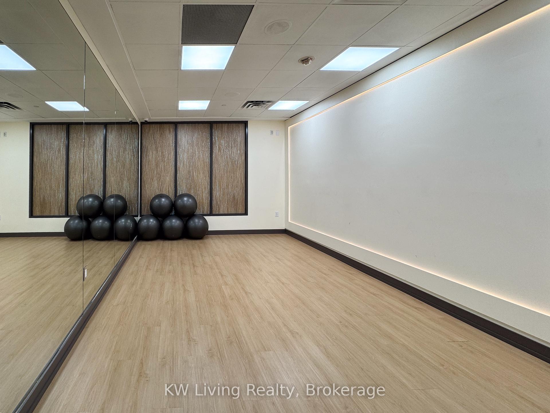 4 Bedrooms Condo at 500 Doris, Toronto For sale