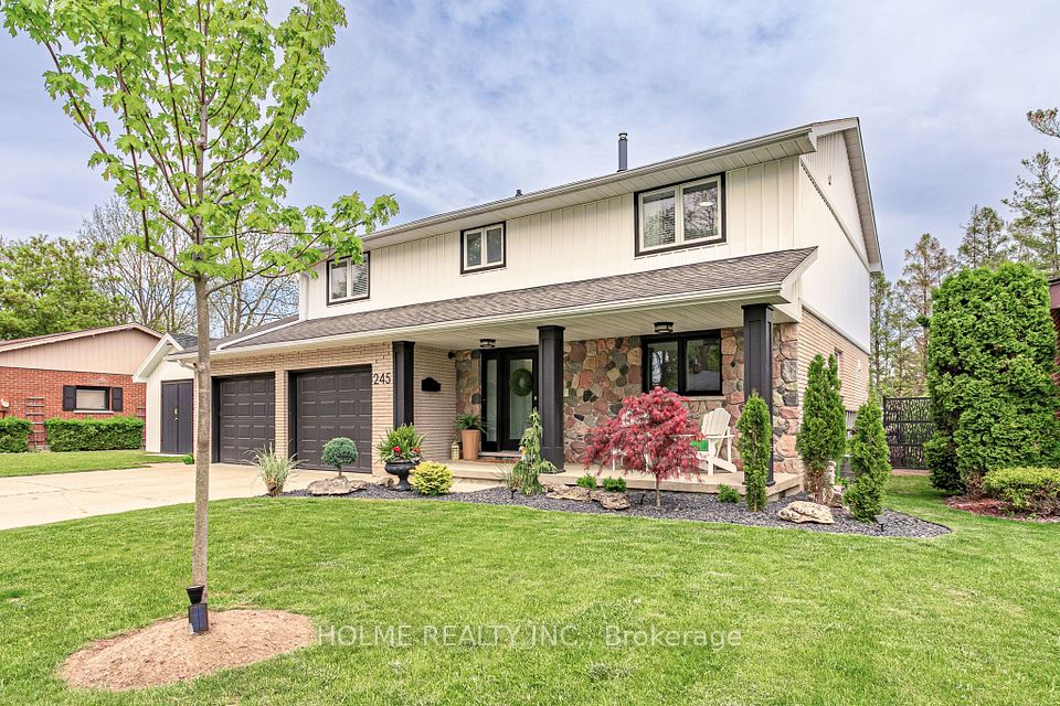 245 Riverview Drive, Strathroy Caradoc, ON N7G 2G4