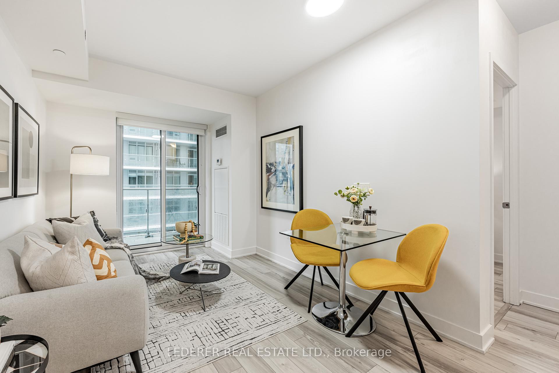 2 Bedrooms Condo at 195 Redpath, Toronto For sale