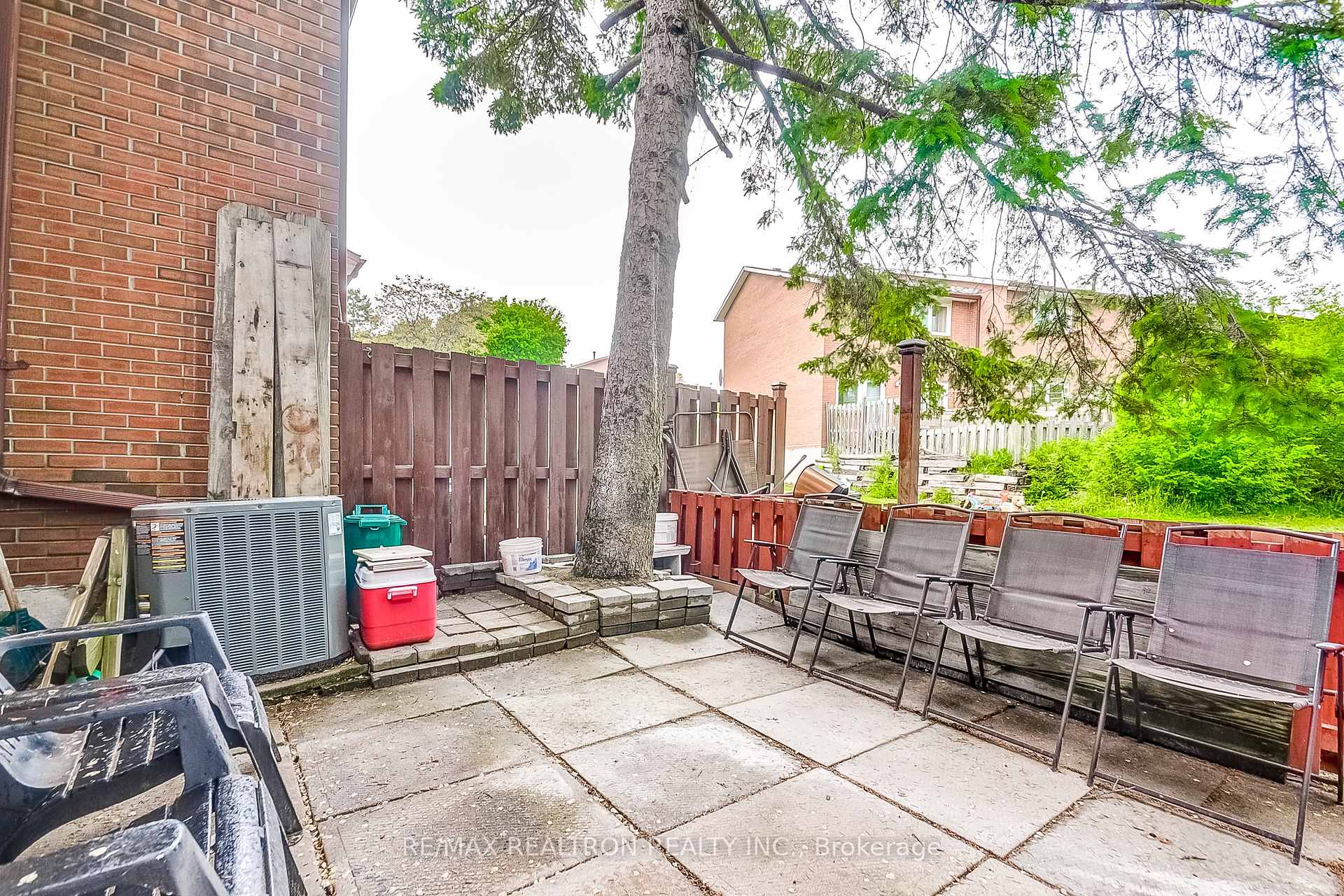3 Bedrooms Condo at 6442 Finch, Toronto For sale