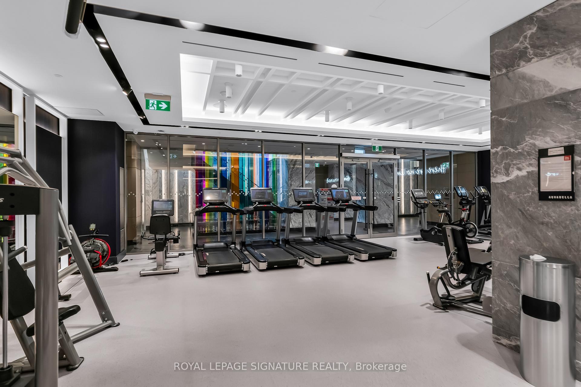 3 Bedrooms Condo at 118 Merchants’ Wharf, Toronto For sale