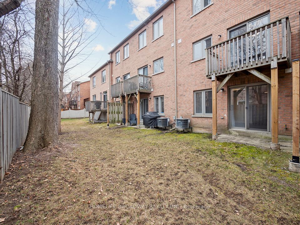 https://trreb-image.ampre.ca/v0OLX46ZVNDqRzhEiPjc8fCDbO3yBoSTuI-sx1xIgb4/rs:fit:960:960/wm:.5:so:0:50:.4/wmsh:10/wmt:PHNwYW4gZm9yZWdyb3VuZD0nd2hpdGUnIGZvbnQ9JzY4Jz5IT01FTElGRSBCUk9BRFdBWSBSRUFMVFkgSU5DLiwgQnJva2VyYWdlPC9zcGFuPg/L3RycmViL2xpc3RpbmdzLzQxLzAwLzQ1LzUzL3AvOWVkMjFhMDgtODlhMy00M2ExLWI0Y2MtNGI4YzVmY2FjMDQyLmpwZw.jpg