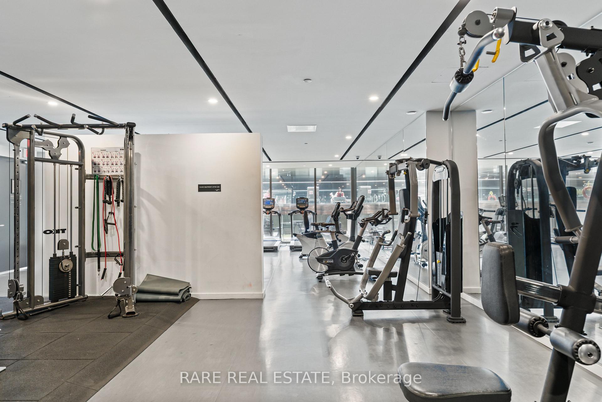 2 Bedrooms Condo at 32 Trolley, Toronto For sale