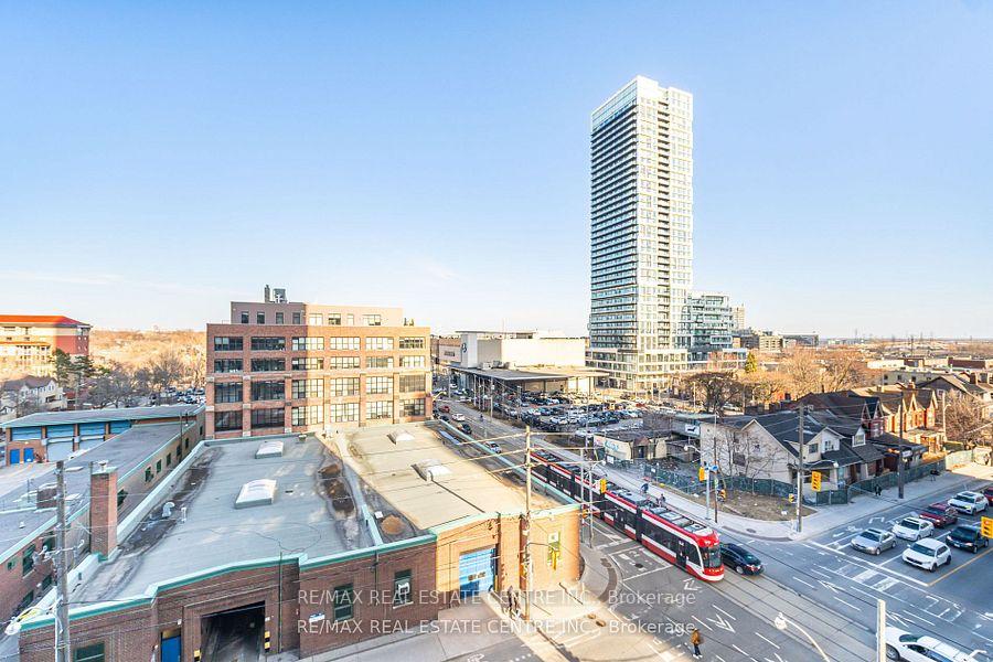 2 Bedrooms Condo at 130 River, Toronto For sale