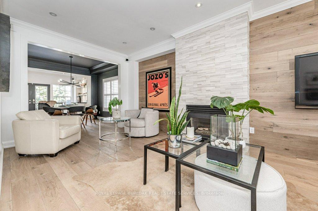 2 Bedrooms Condo at 1061 North Shore, Burlington For sale