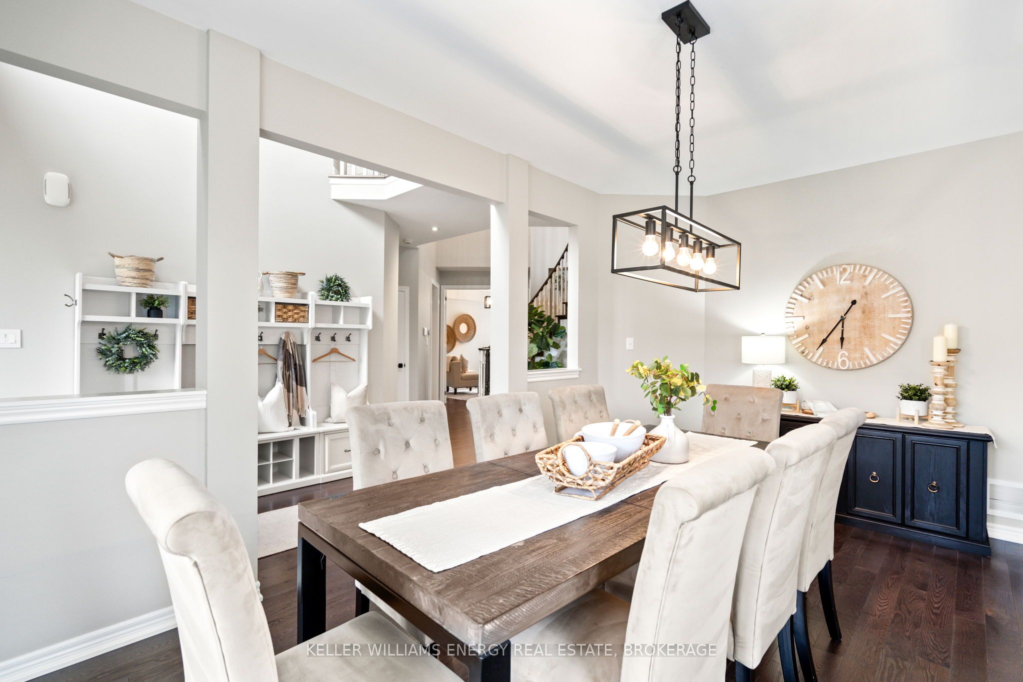 12 Preservation Place, Whitby, ON L1P 1X9