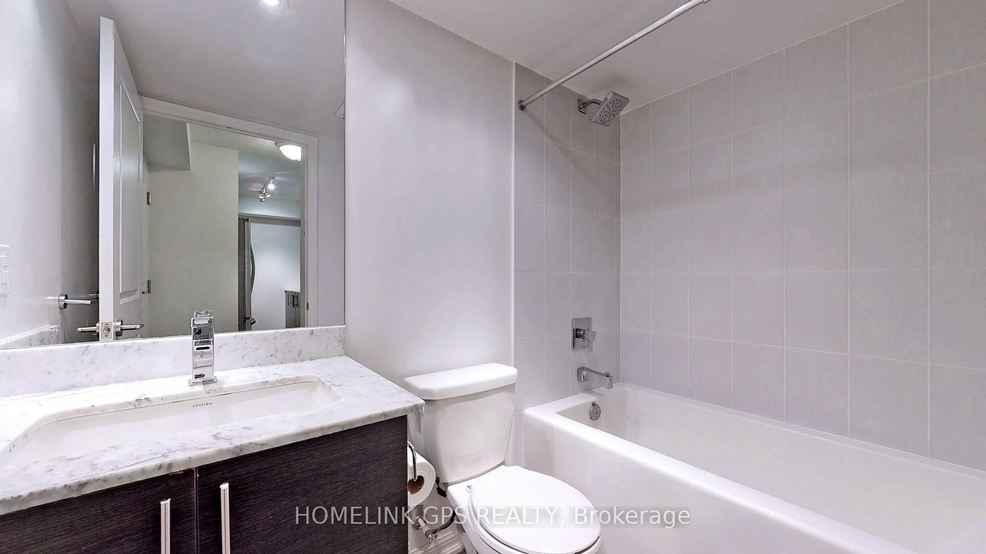 2 Bedrooms Condo at 35 Bastion, Toronto For sale
