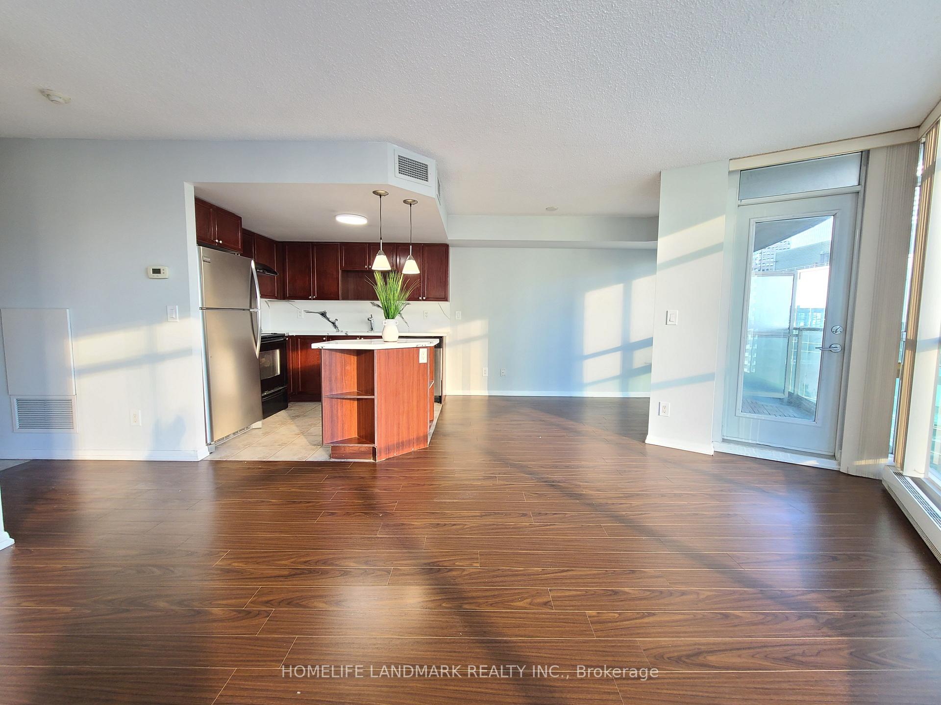 1 Bedroom Condo at 18 Yonge, Toronto For sale