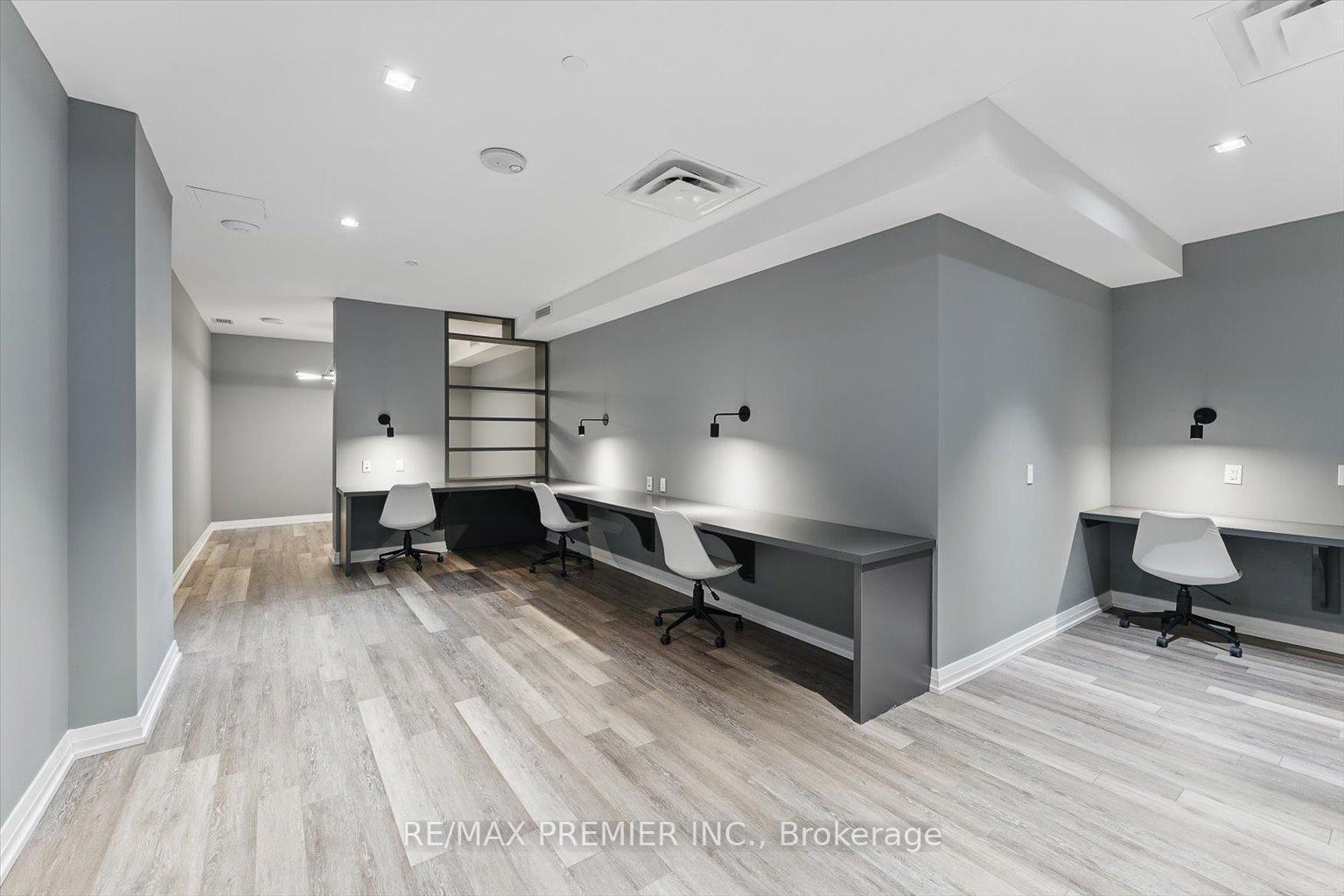 2 Bedrooms Condo at 50 Thomas Riley, Toronto For sale