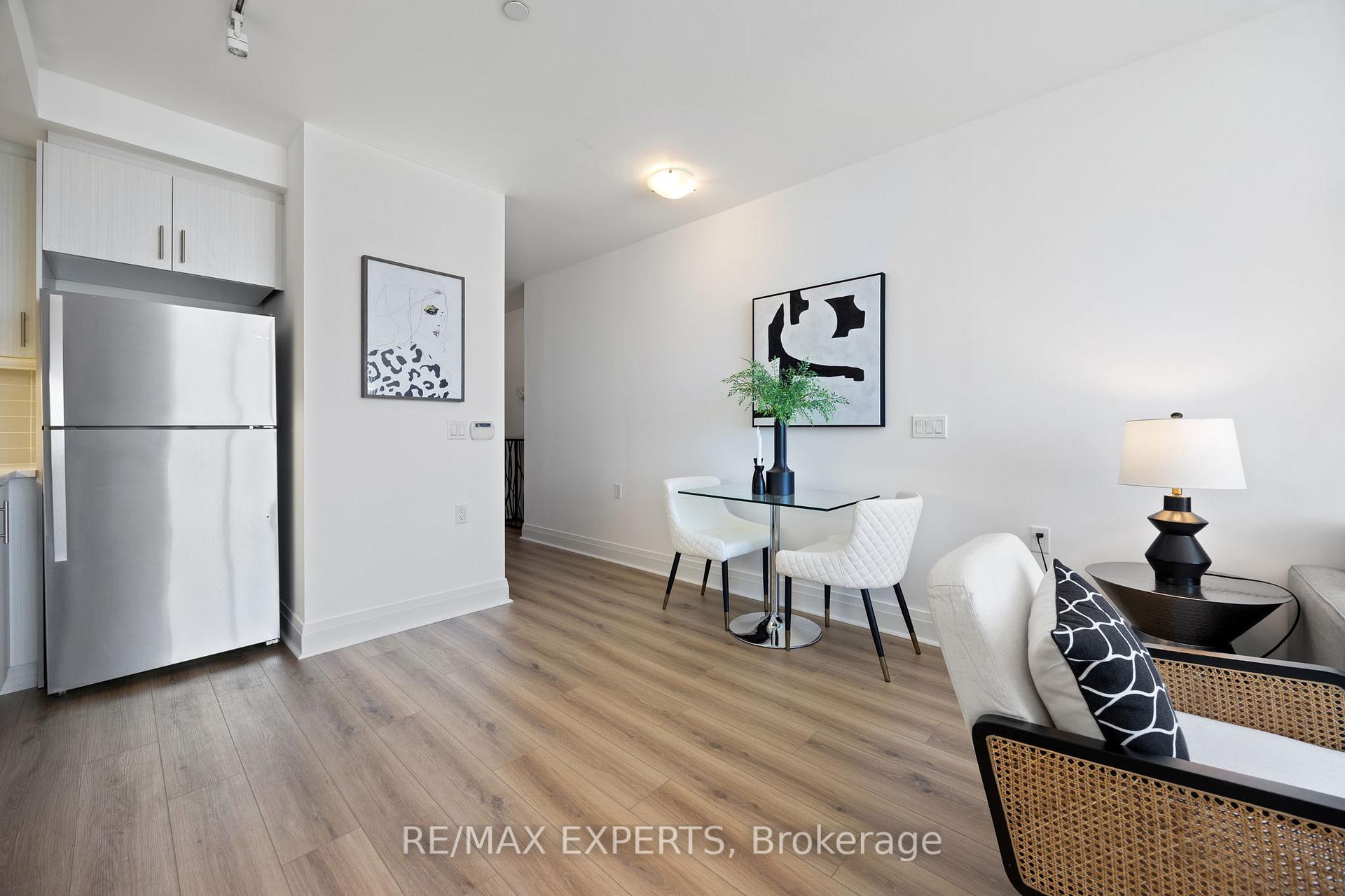 1 Bedroom Condo at 17 Zorra, Toronto For sale