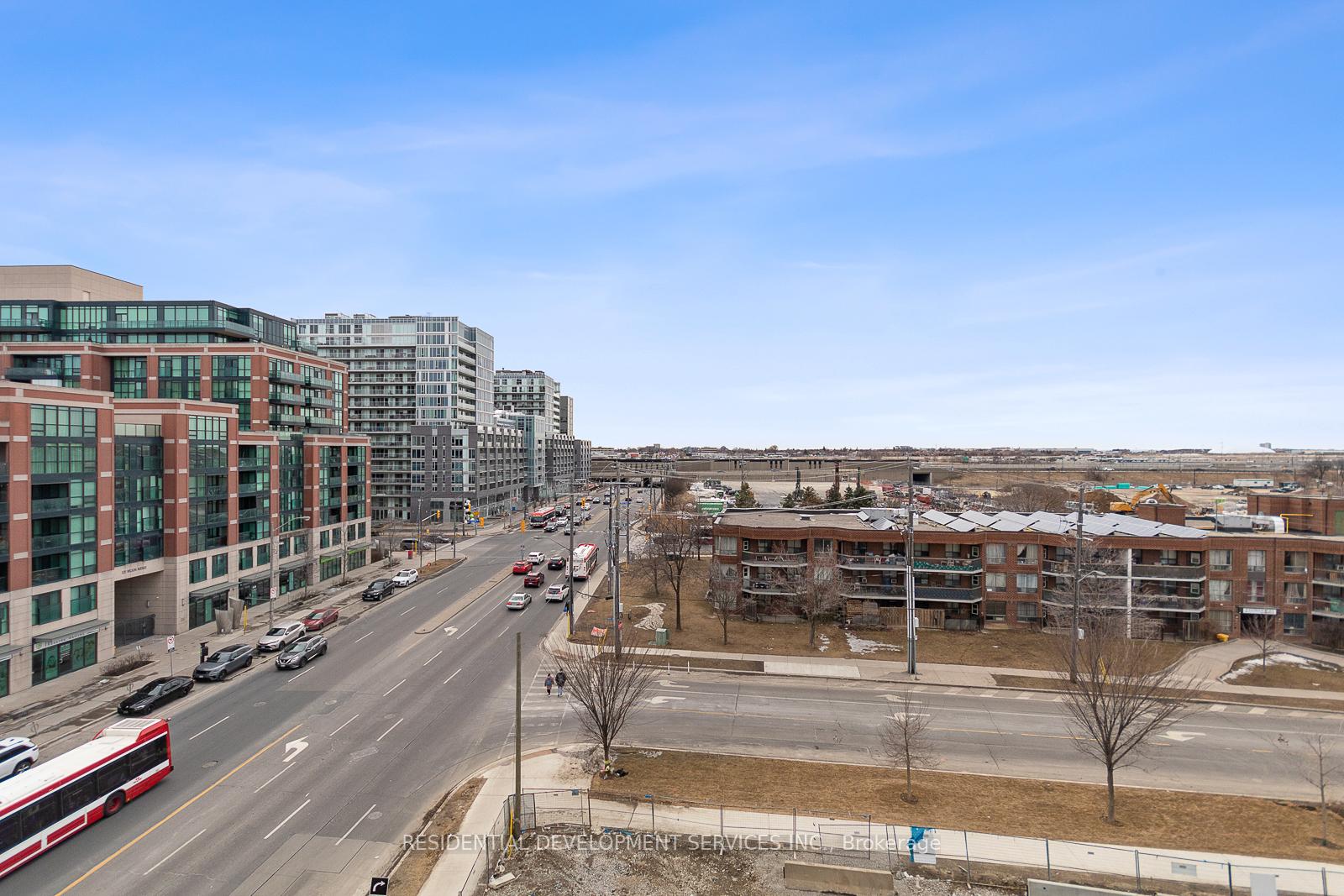 3 Bedrooms Condo at 500 Wilson,  Toronto For sale