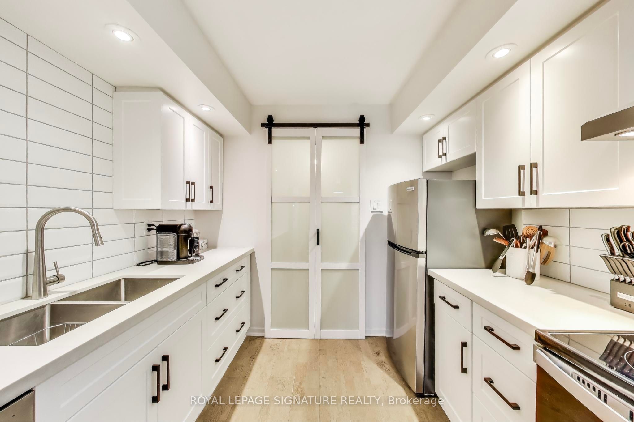 33 Elmhurst Avenue, #2107