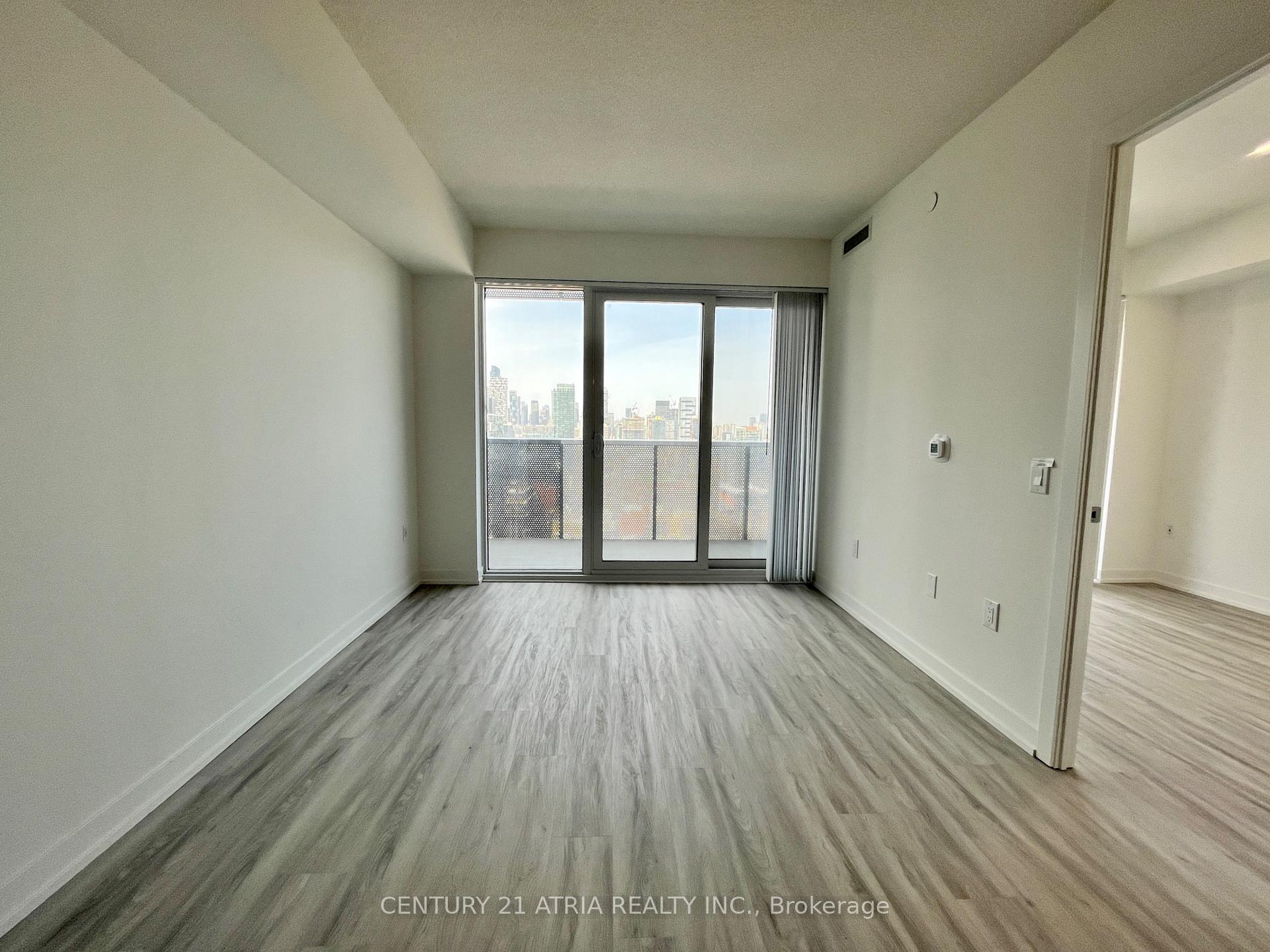 2 Bedrooms Condo at 55 Cooper, Toronto For sale