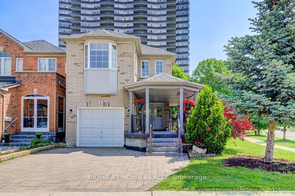 1 Birchcrest Court