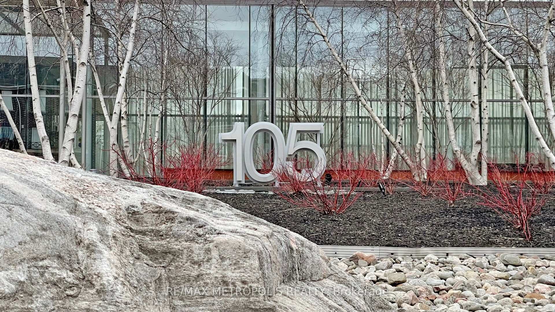 1 Bedroom Condo at 105 The Queensway, Toronto For sale