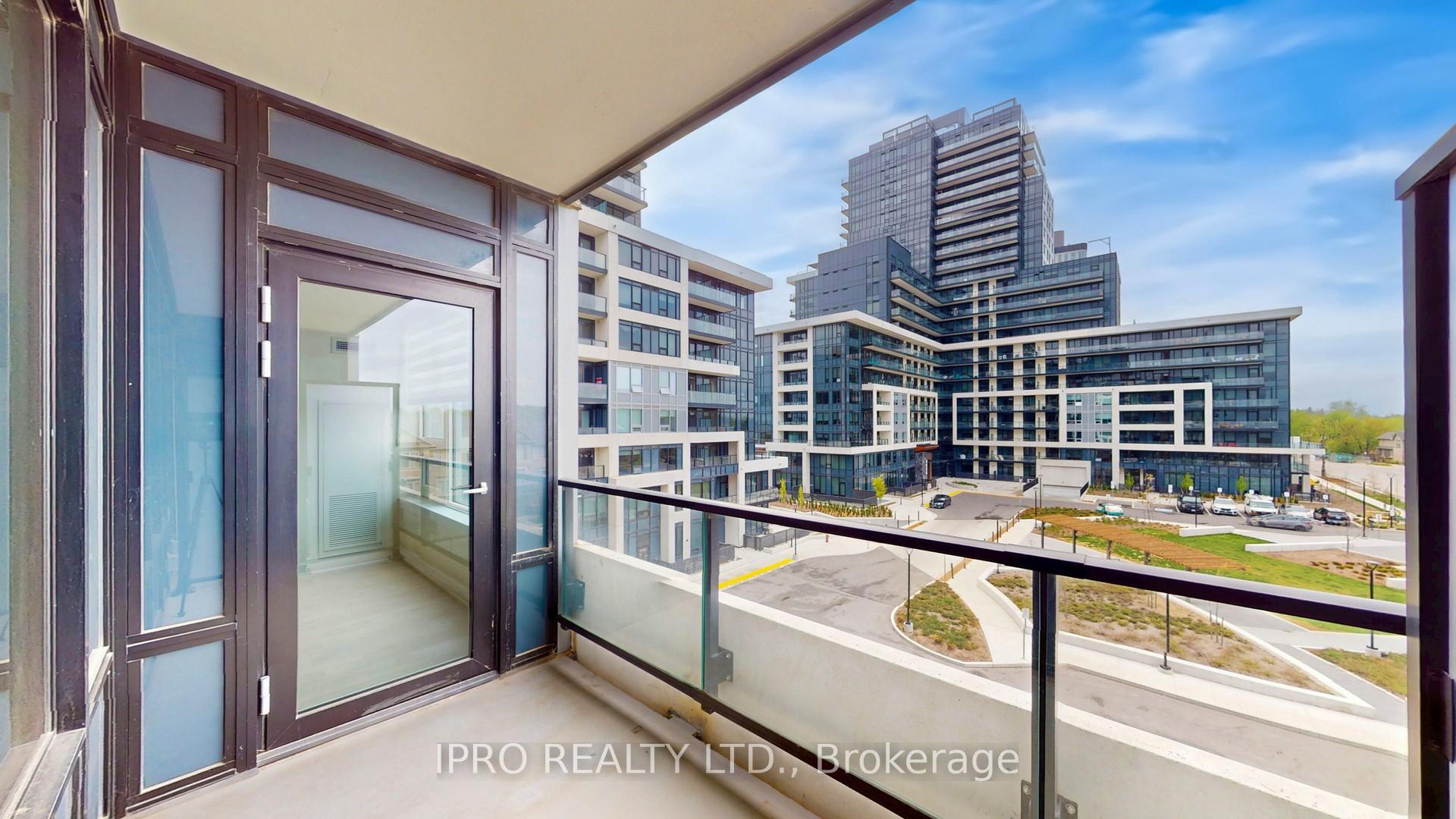2 Bedrooms Condo at 3200 William Coltson, Oakville For sale