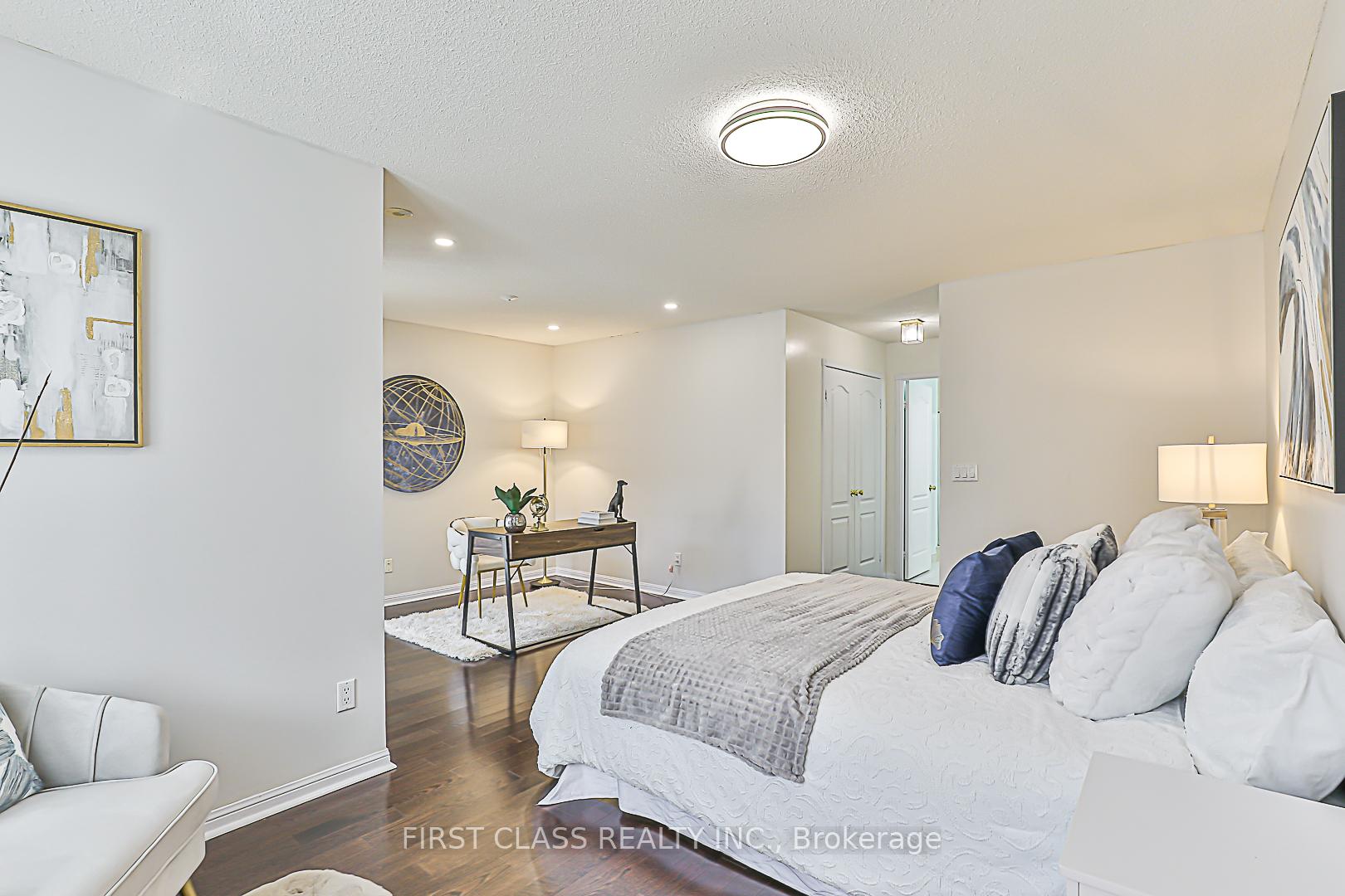 4 Bedrooms Condo at 1881 Mcnicoll, Toronto For sale