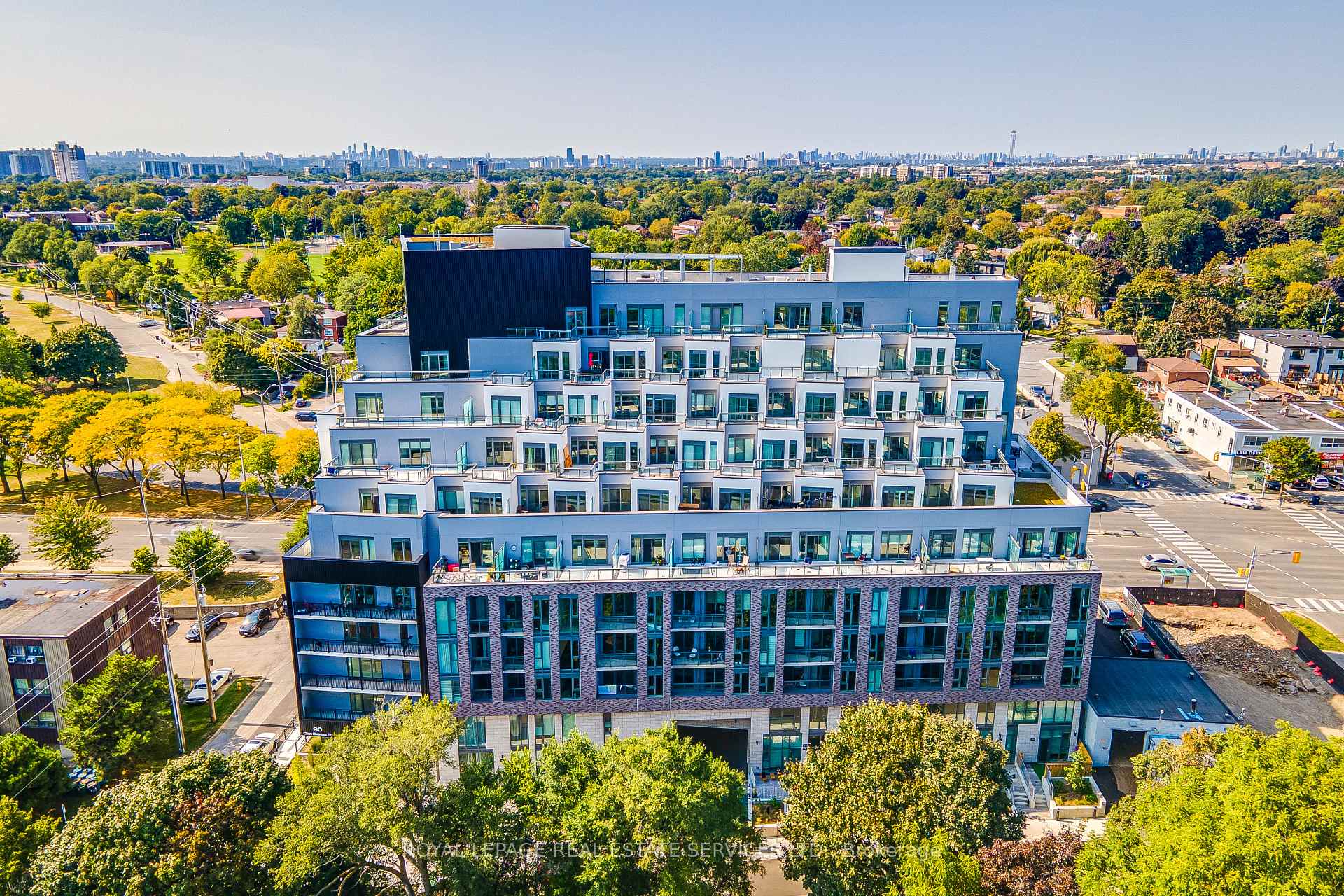 2 Bedrooms Condo at 90 Glen Everest, Toronto For sale