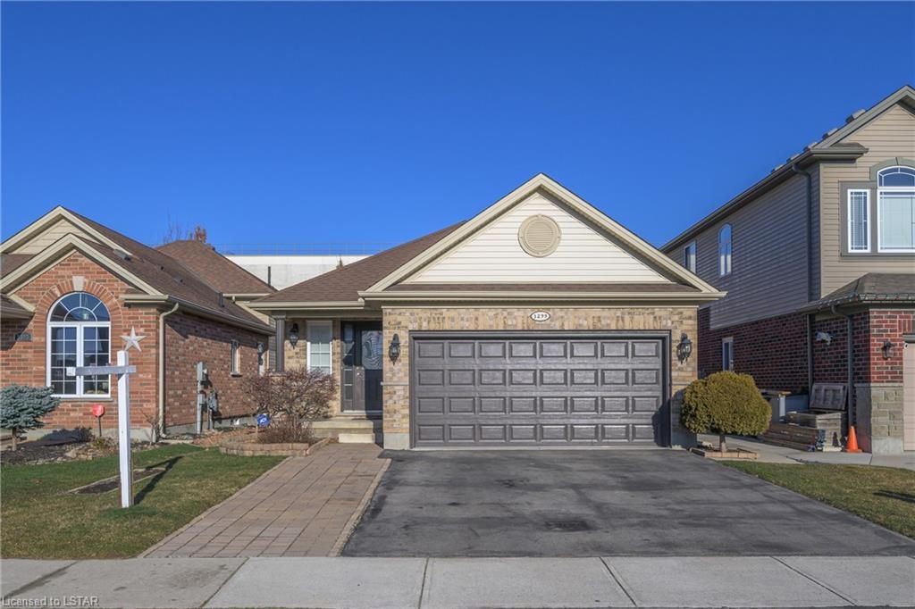 3299 EMILYCARR Lane London Ontario N6L 0B3