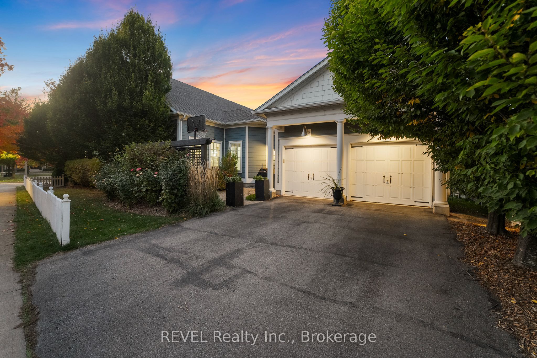 58 Garrison Village Drive, Niagara-on-the-Lake, ON L0S 1J0