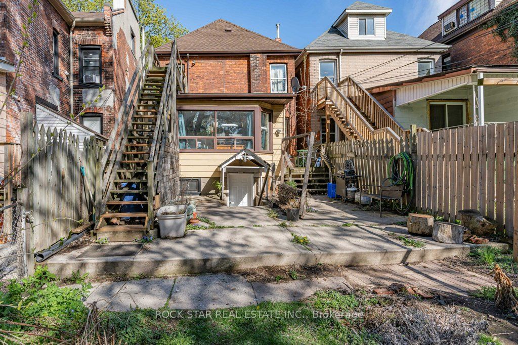 58 Erie Avenue, Hamilton, ON L8N 2W6