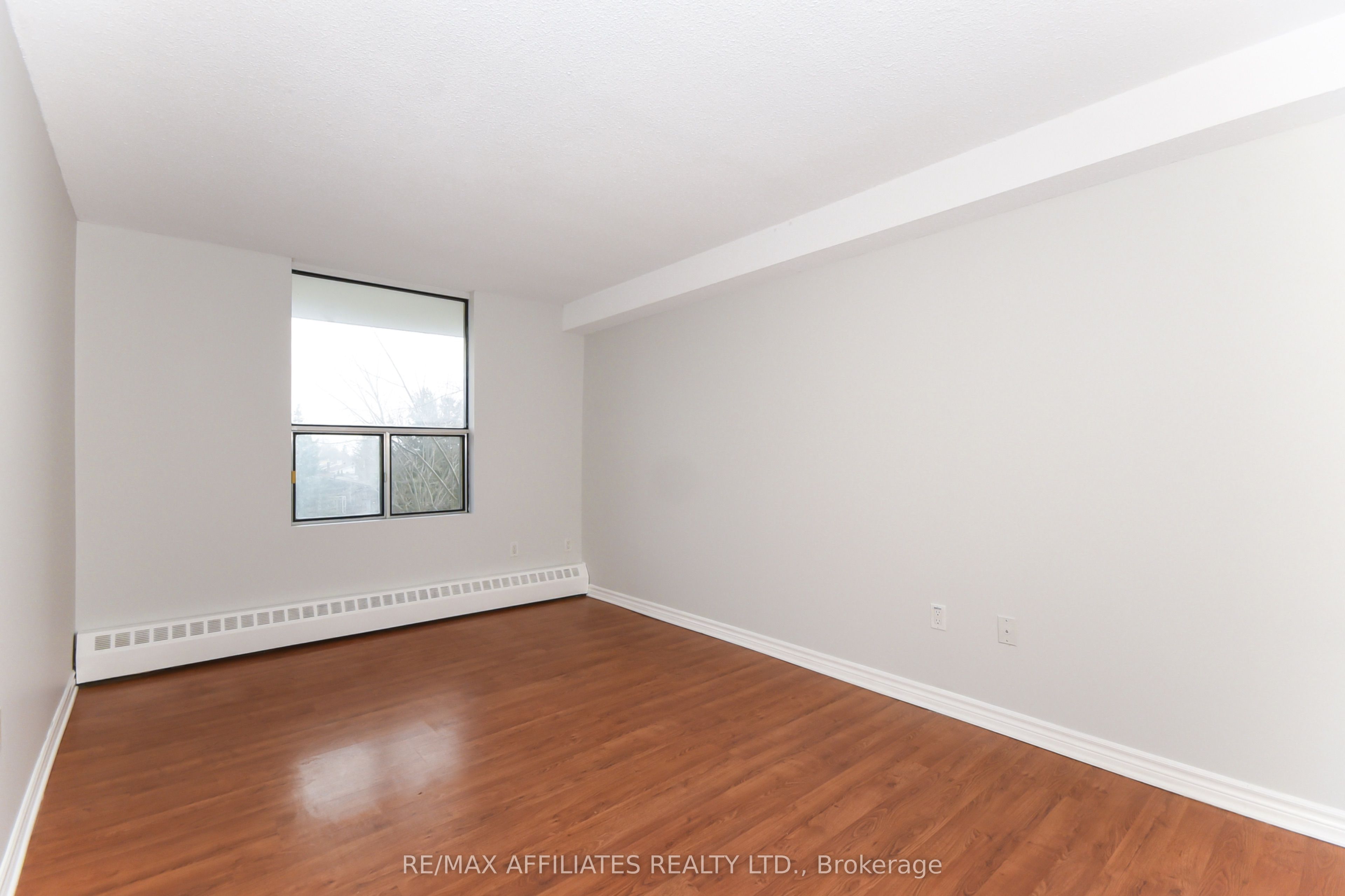 2400 Virginia Drive W, #305