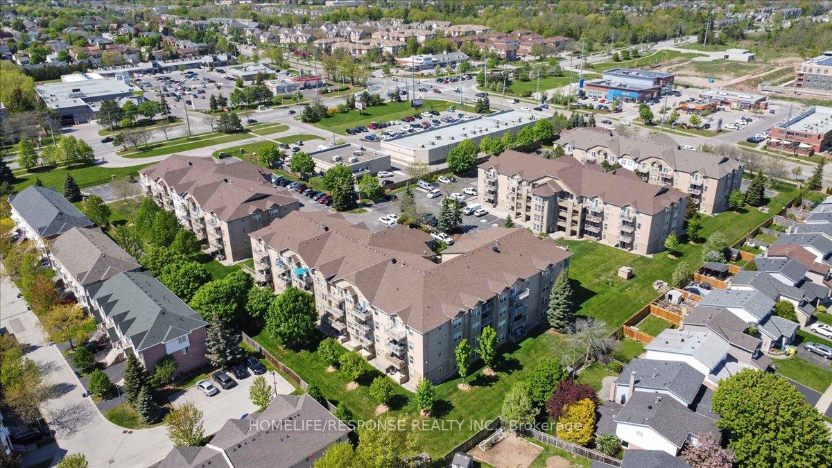 2 Bedrooms Condo at 1820 Walker’s, Burlington For sale