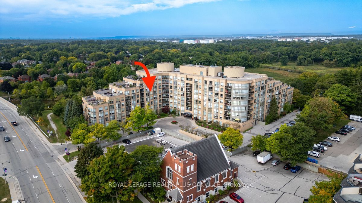 2511 Lakeshore Road W, #517
