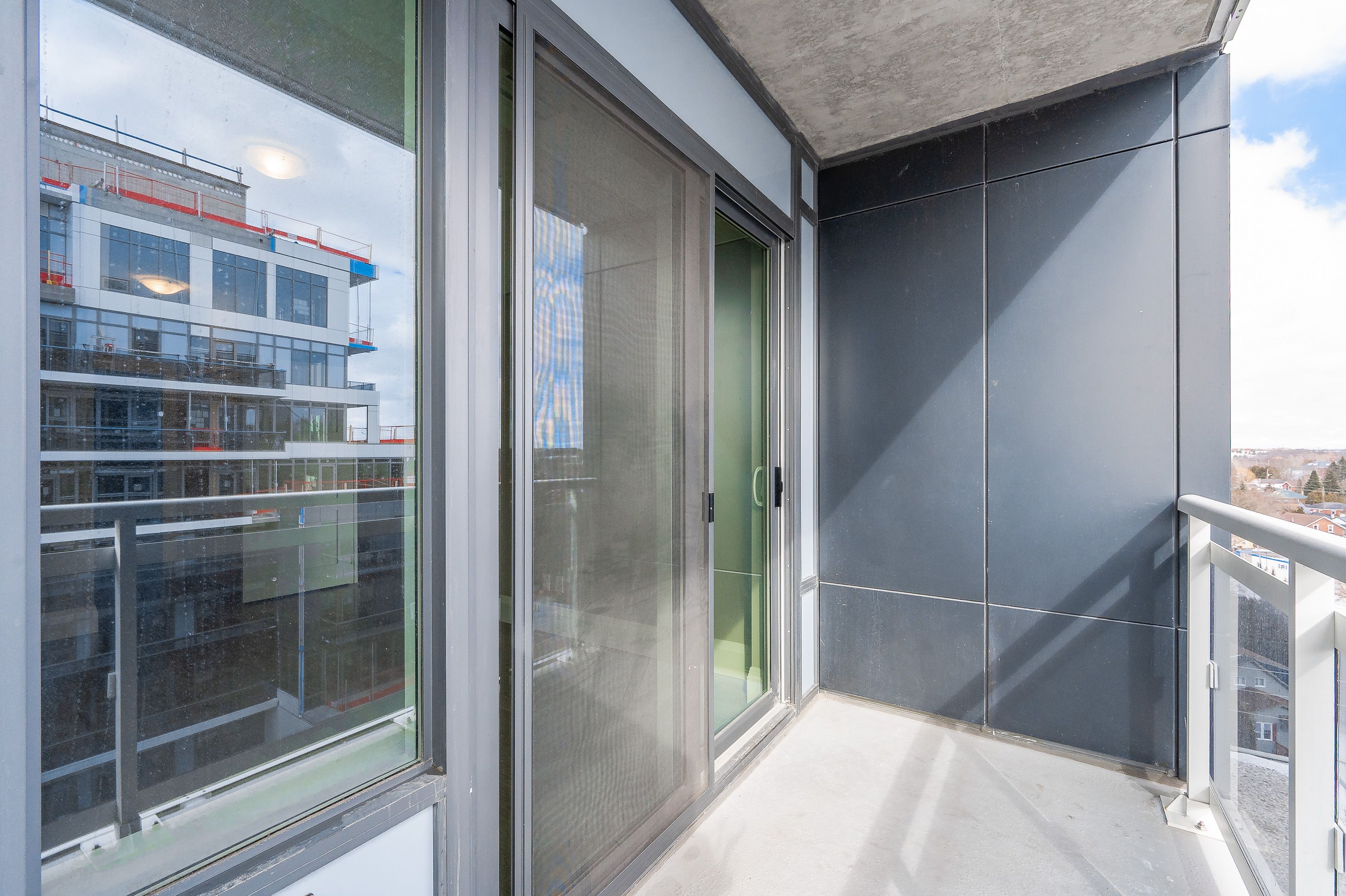 63 Arthur Street S 801