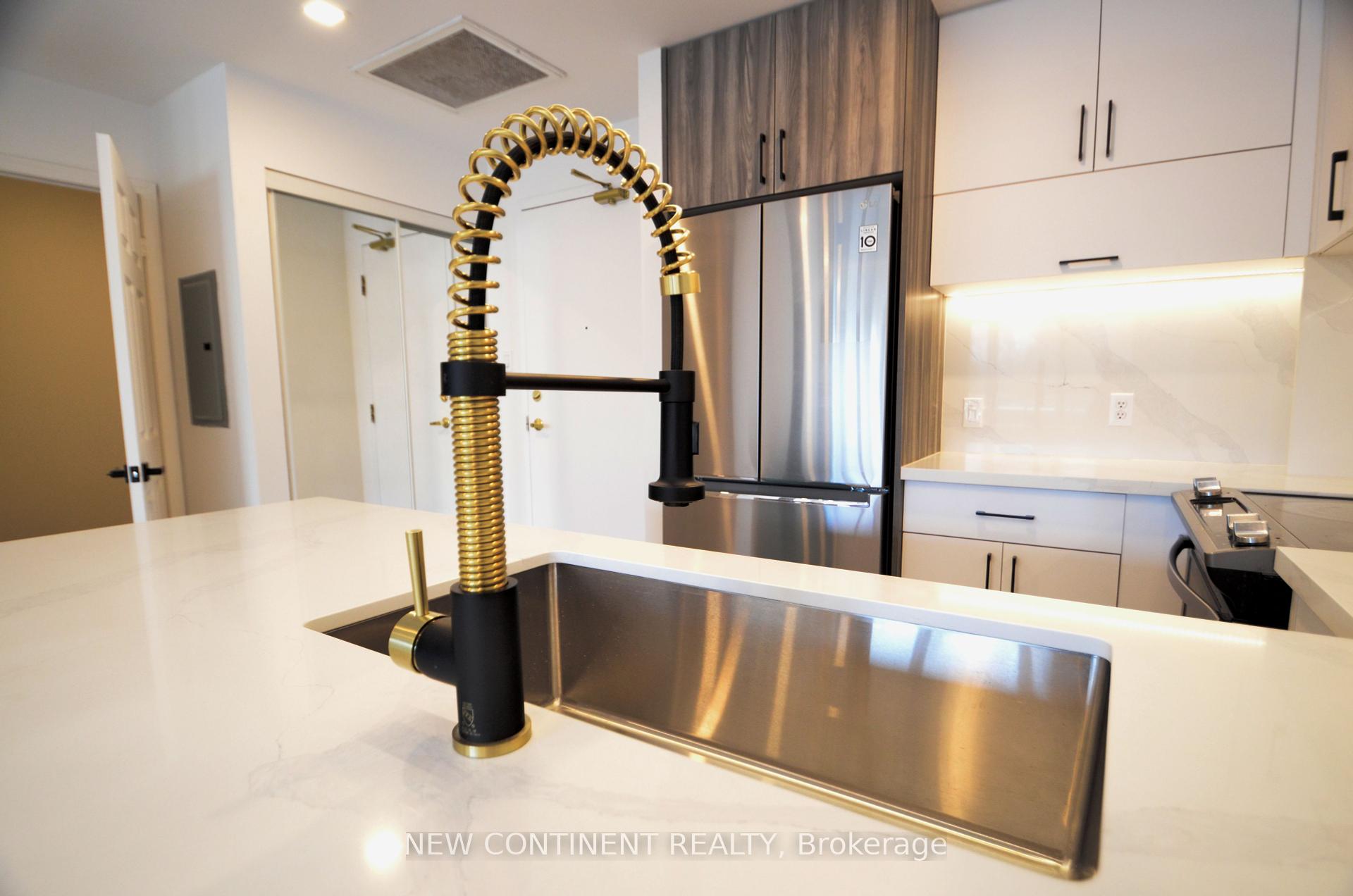 2 Bedrooms Condo at 600 Eglinton,  Toronto For sale