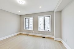 258 Spadina Road