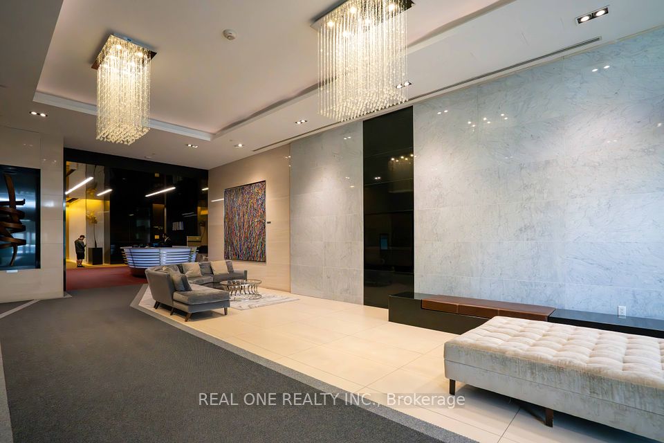 386 Yonge