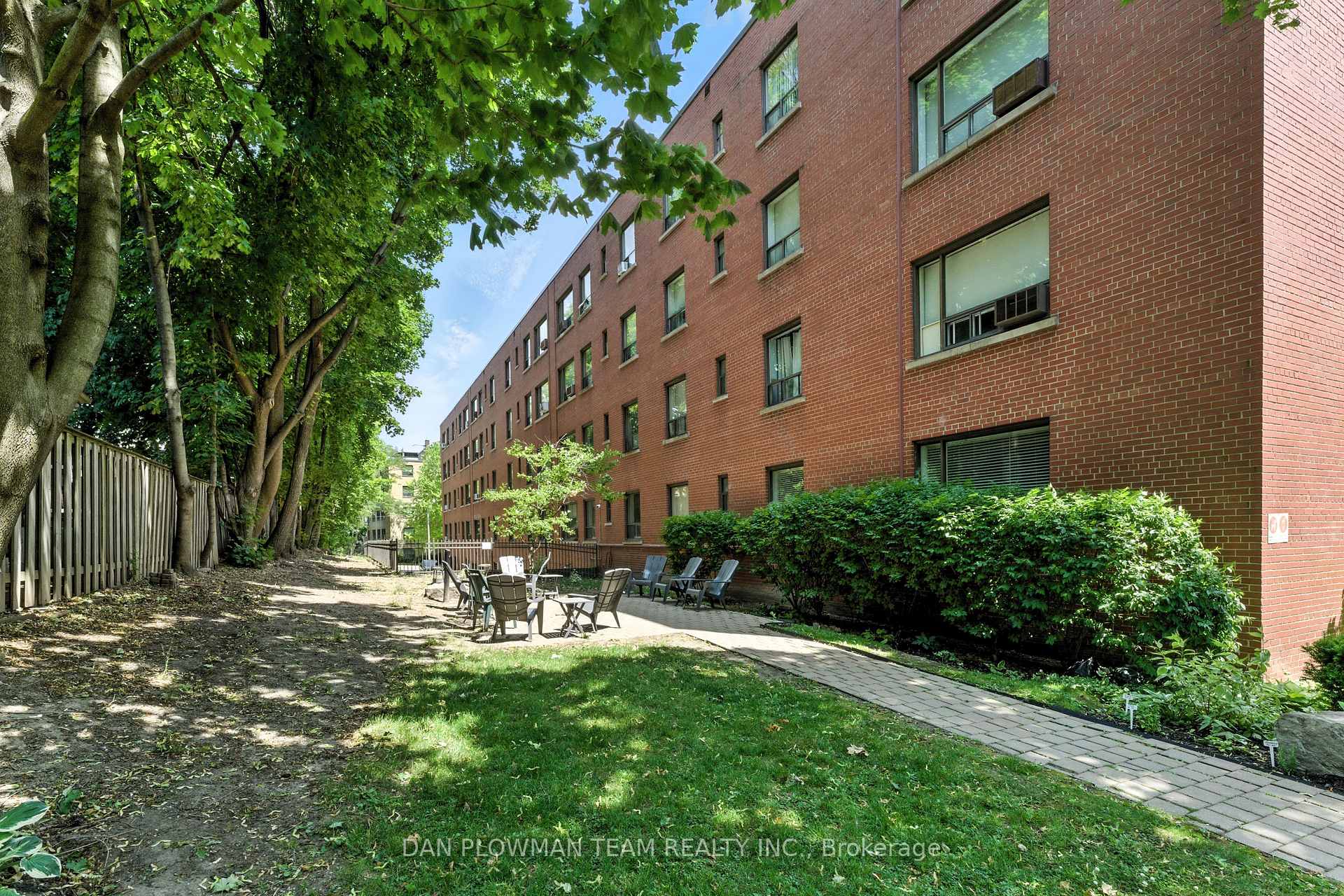 1 Bedroom Co-op at 2550 Bathurst, Toronto For sale