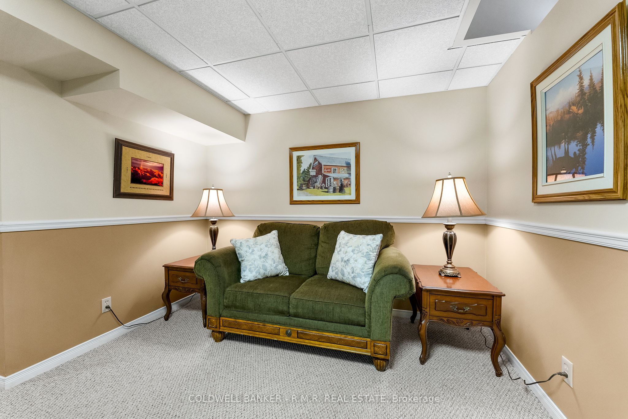 36 Falstaff Crescent