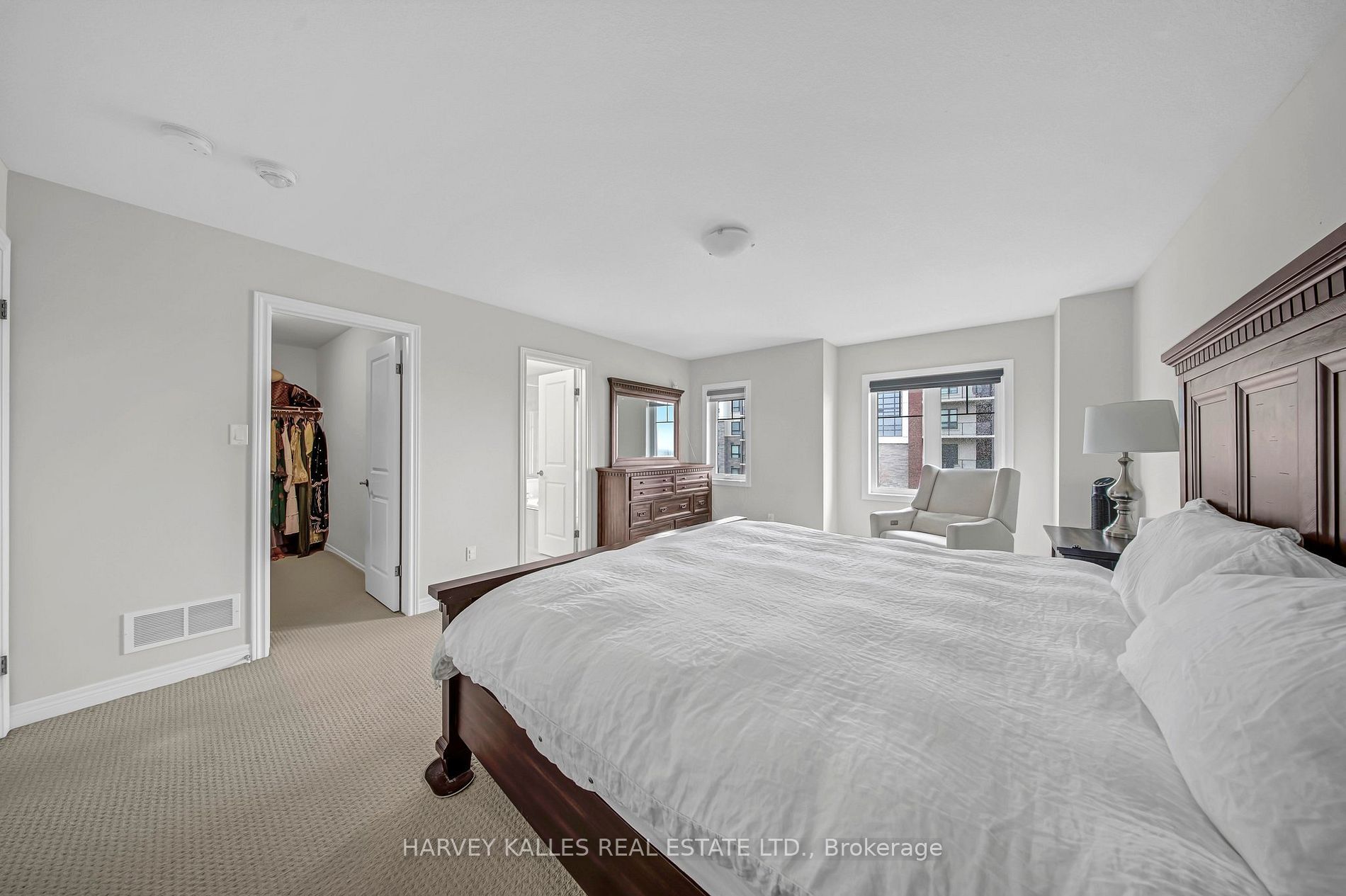 106 Shoreview Place