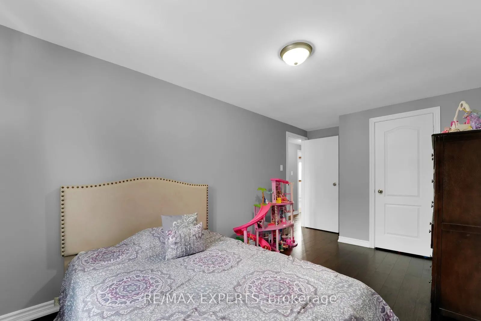 10 Cassander Crescent