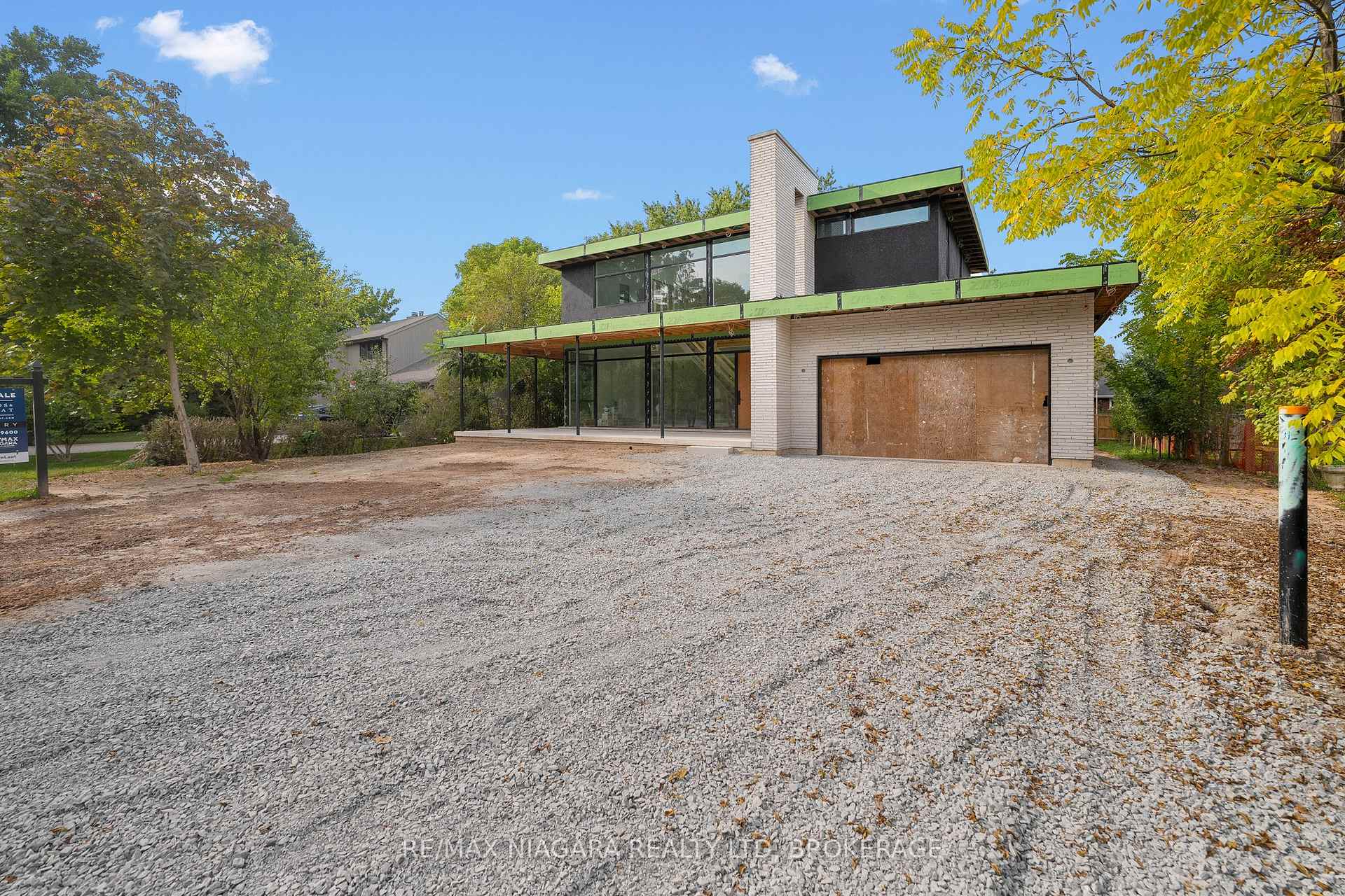 8 KENT Street, Niagara-on-the-Lake, ON L0S 1L0 ; MLS ID: X12153578
