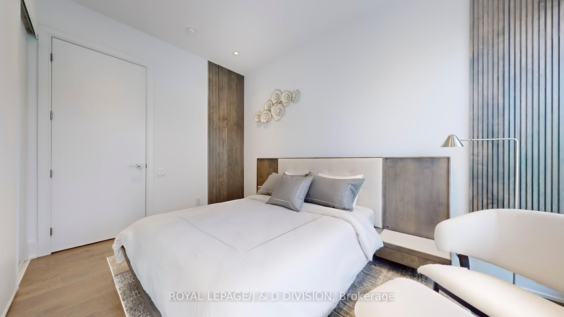 2 Bedrooms Condo at 50 Charles,  Toronto For sale
