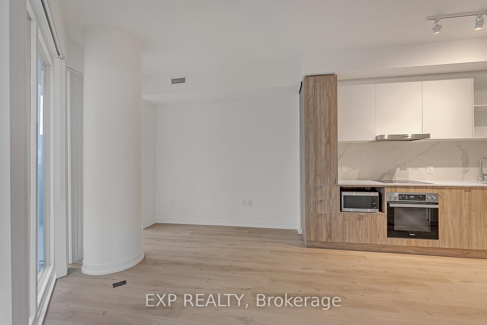 1 Bedroom Condo at 138 Downes, Toronto For sale