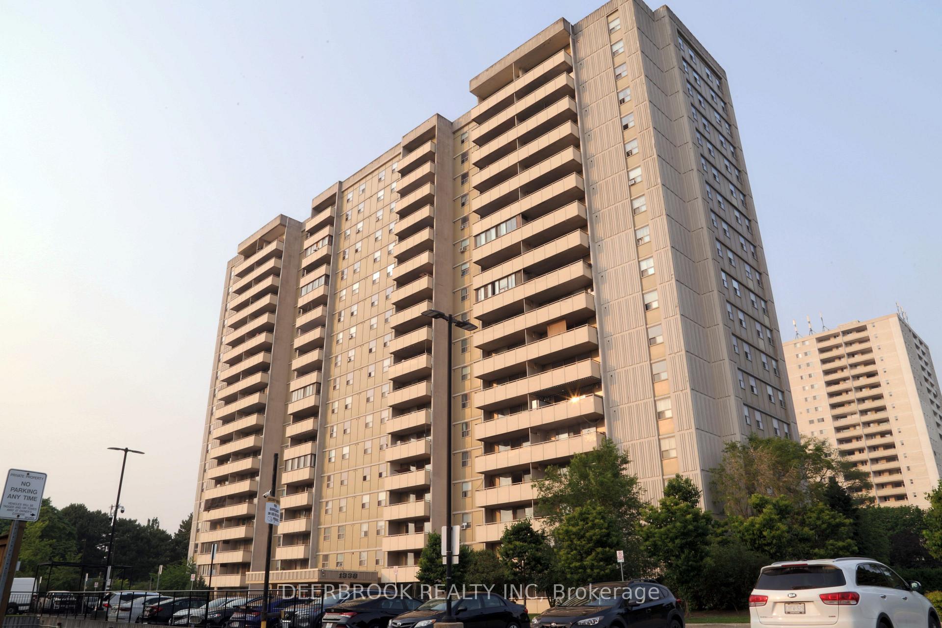 3 Bedrooms Condo at 1338 York Mills, Toronto For sale