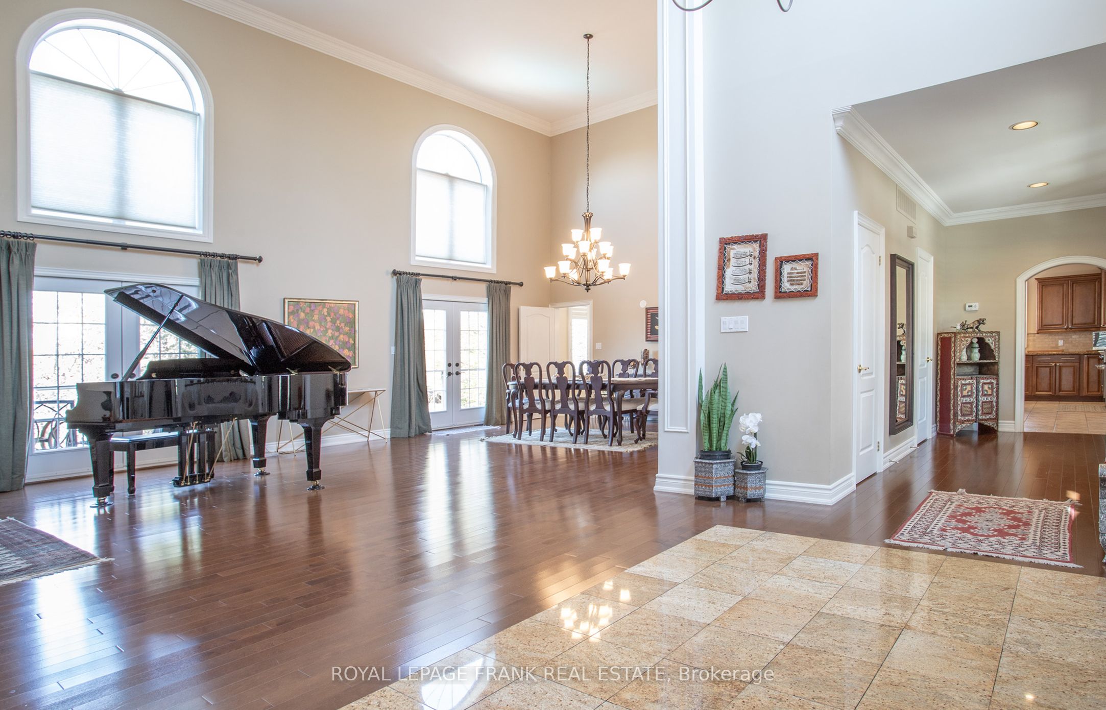 3140 Cochrane Street