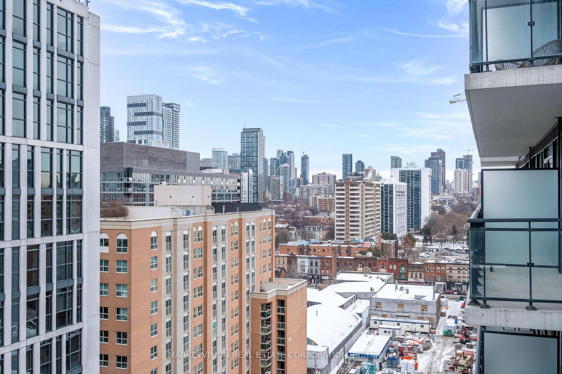 1 Bedroom Condo at 460 Adelaide,  Toronto For sale