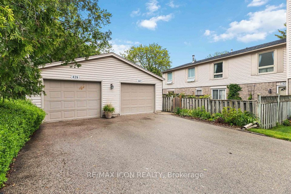 439 Everglade Crescent, London North, ON N6H 4M8