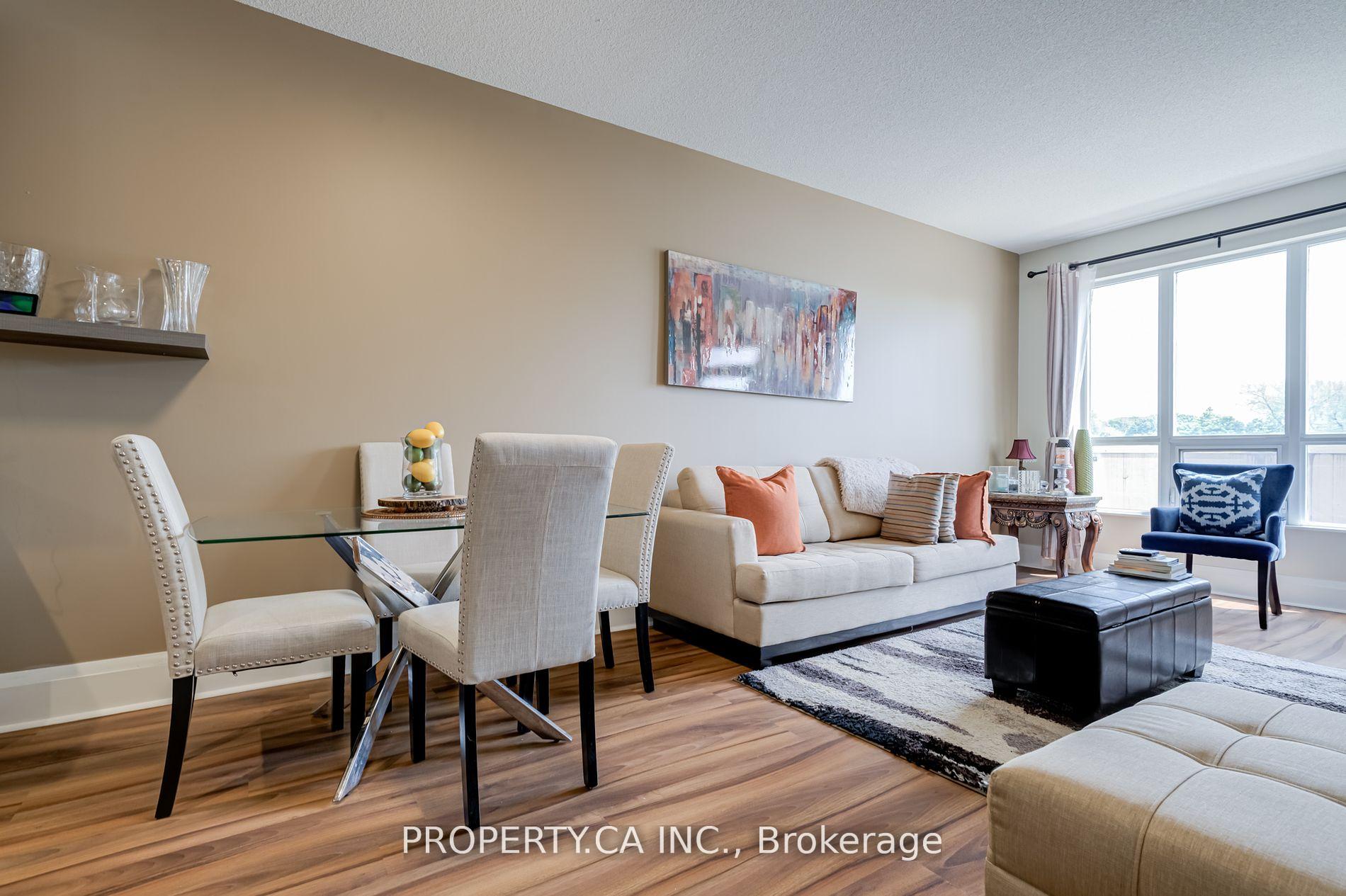 2 Bedrooms Condo at 100 Harrison, Toronto For sale