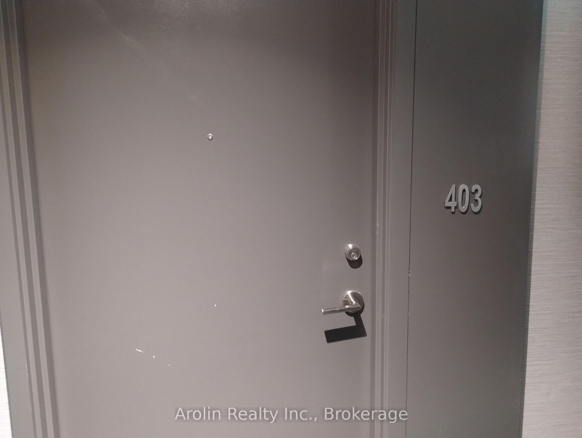 2 Bedrooms Condo at 3005 Pine Glen, Oakville For sale