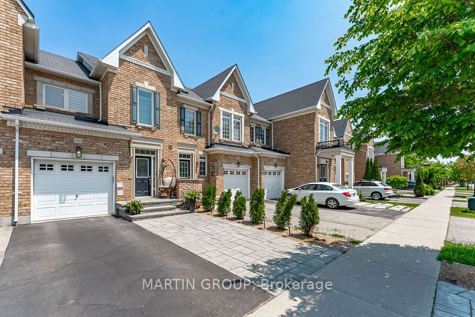 2425 Grand Oak Trail, Oakville, ON L6M 0J4