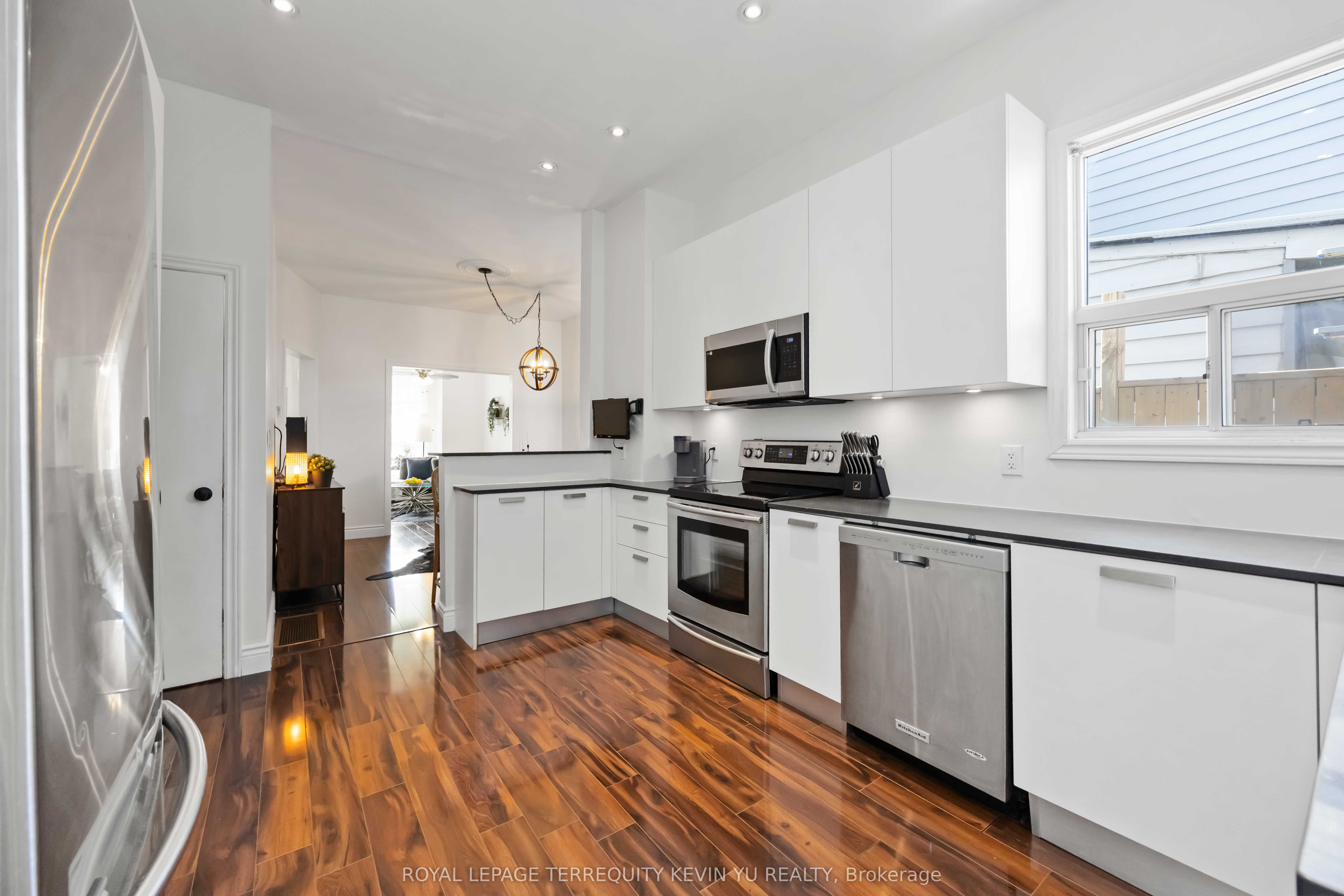23 Edwin Avenue