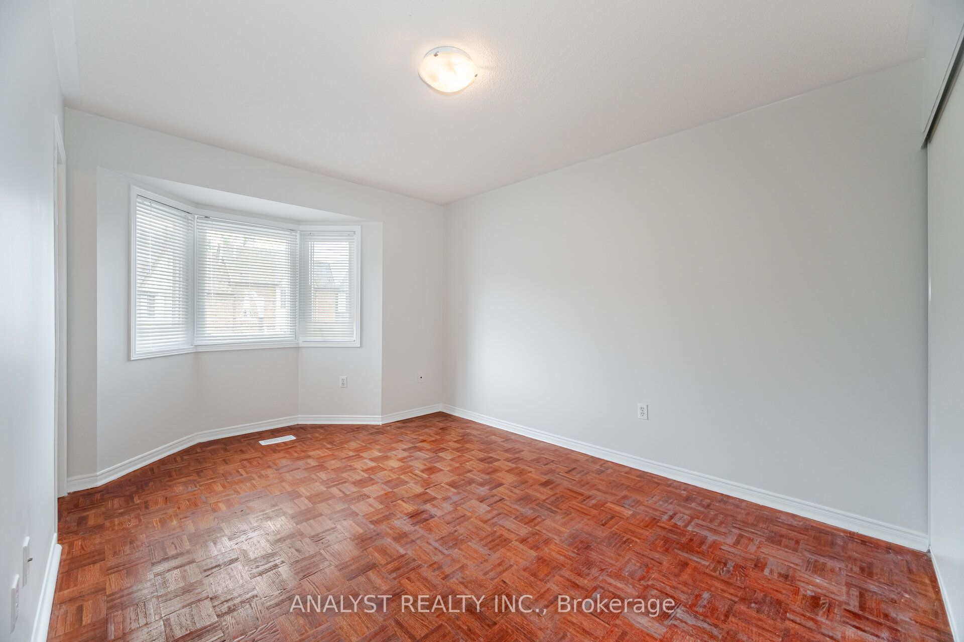 219 Woodbridge Avenue, #1