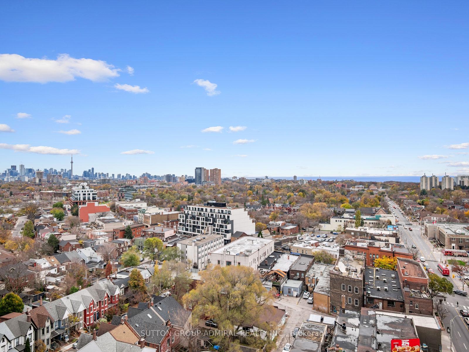 2 Bedrooms Condo at 60 Heintzman, Toronto For sale